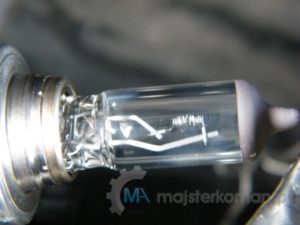 Wymieniany halogen w Seat Leon
