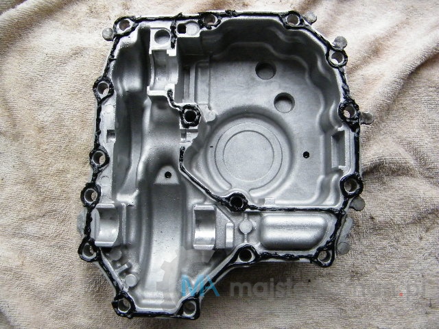 Nałożona uszczelka Nałożony silikon na misce hydrostatu